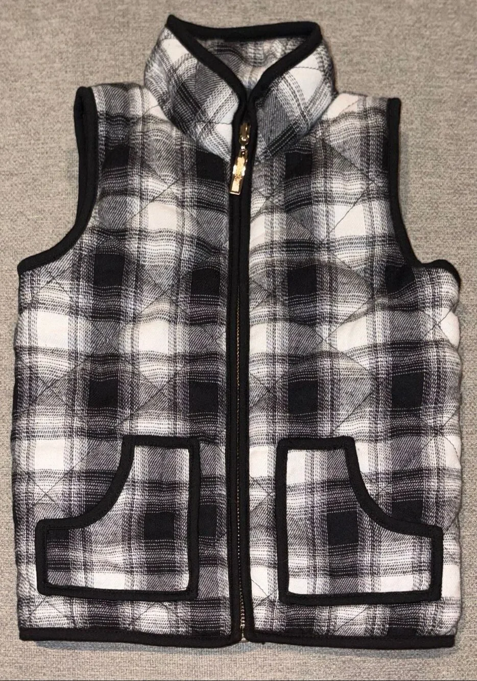 Black and White zip up vest size 3T